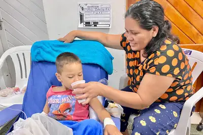 notícia: Terapia nutricional do Hospital da Criança e do Adolescente é forte aliada na recuperação de pacientes com síndromes gripais no Amapá
