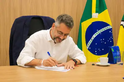 notícia: Governador Clécio Luís autoriza convocação de aprovados em concurso público para completar quadro de procuradores do Amapá