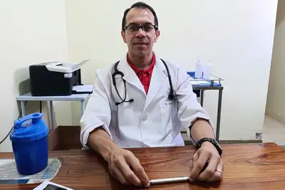 Renato Paulista, endocrinologista do Hcal