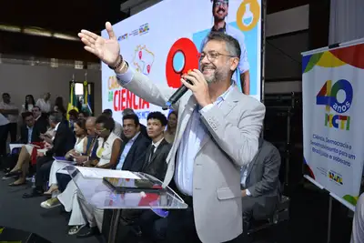 notícia: ‘Nosso compromisso é usar ciência, tecnologia e inovação para transformar o Amapá’, diz governador Clécio Luís no Fórum Nacional do Consecti