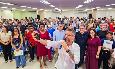 galeria:  Entrega de 125 Títulos para Servidores da Transposição