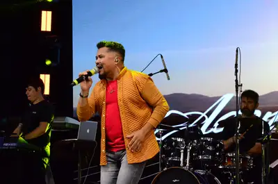 galeria: Arraia do Povo 2025 - Show Adenor Monteiro 