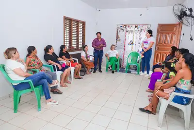 notícia: Governo do Amapá promove roda de conversa sobre empoderamento com mulheres, em Mazagão
