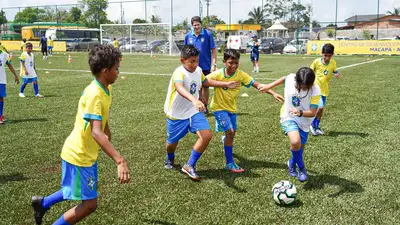 notícia: ‘Não é apenas um espaço esportivo, mas de formação das crianças’, destaca governador Clécio Luís na inauguração do Centro de Futebol da CBF no Amapá