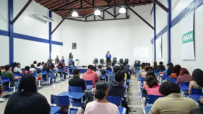 notícia: Enem 2025: Governo do Amapá realiza aula inaugural de curso preparatório para jovens em vulnerabilidade socioeconômica