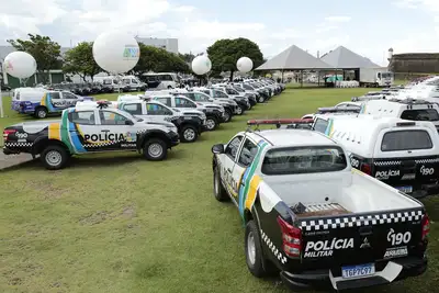 notícia: Governo do Amapá realiza a maior entrega de viaturas, equipamentos tecnológicos, armamentos e munições da história da Polícia Militar