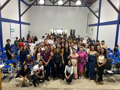 notícia: Governo do Estado e Enjoy realizam formatura de 211 bolsistas do Novo Amapá Jovem qualificados para o 1º emprego, em Macapá 