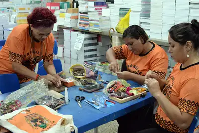 notícia: Governo do Estado promove aula inaugural da terceira edição do projeto 'Afro Mulher' na comunidade quilombola do Curiaú