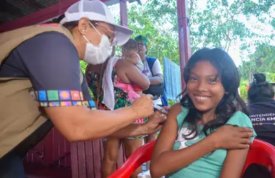 notícia: Super Fácil das Águas: Governo do Estado leva atendimento humanizado para ribeirinhos da comunidade de Ipixuna Grande
