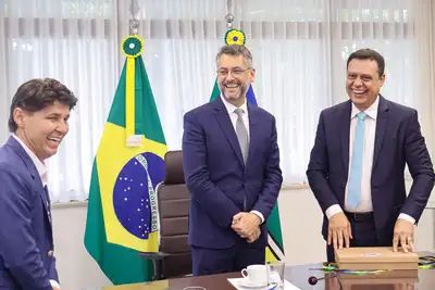 notícia: 'O Amapá tem especificidades e é importante buscarmos alternativas', diz governador ao receber visita do presidente do Comitê Gestor do IBS