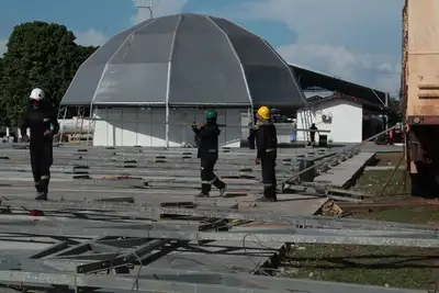notícia: Governo do Estado segue em ritmo acelerado com montagem de estrutura móvel da 54ª Expofeira do Amapá