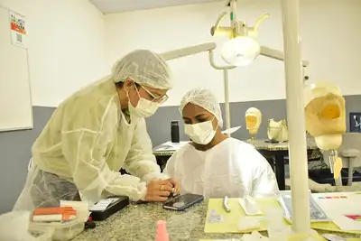 notícia: Governo do Amapá promove curso prático de cirurgias de acesso para dentistas da atenção básica