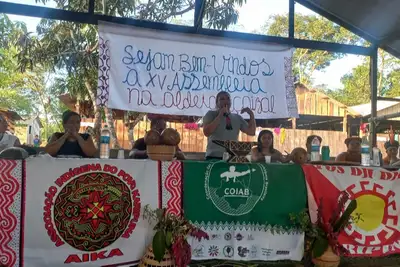 notícia: Cultura, empreendedorismo e segurança são temas em encontro do Conselho de Caciques com o Governo do Amapá em Oiapoque