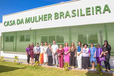 notícia: Governador do Amapá e ministra da Mulher vistoriam avanço da construção da Casa da Mulher Brasileira em Macapá