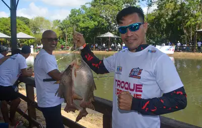 notícia: 'Viemos passear com as crianças e aproveitamos para participar da pescaria', diz pescador durante o Troque e Pesque na 54ª Expofeira do Amapá