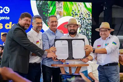notícia: ‘Mais produção, campo mais forte, vida melhor para o povo’, diz governador do Amapá em mutirão de microcrédito e entrega à agricultores