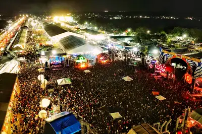 notícia: Mega Festival das Aparelhagens exalta cultura genuína da Amazônia e agita multidão com cuba liberada na 54ª Expofeira do Amapá