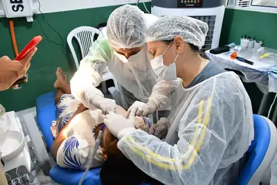notícia: Moradores têm autoestima e confiança renovadas após tratamento odontológico do Mais Sorriso, programa do Governo do Amapá