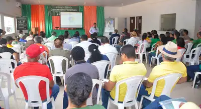notícia: Desenvolvimento participativo: Governo do Amapá finaliza série de audiências públicas sobre Concessão Florestal, em Pedra Branca