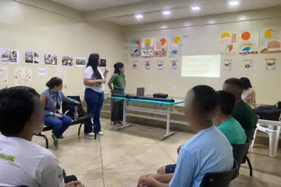 notícia: Governo do Amapá oferta curso de ‘Tecnologia e Design’ para adolescentes abrigados no Cesein, em Macapá
