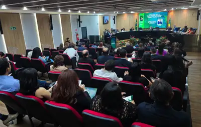 notícia: ‘Precisamos dialogar, aliando a preservação com o acesso a bens, direitos e serviços’, diz governador Clécio Luís no IV Congresso do IEDF, no Amapá