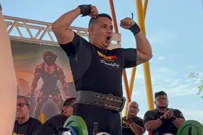 notícia: Com apoio do Governo do Amapá, amapaense conquista títulos e quebra recorde brasileiro no Campeonato Brasileiro da Amazônia de Powerlifting