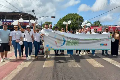 notícia: Dia Mundial da Saúde Mental é marcado por blitz educativa em Macapá