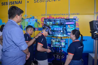notícia: Palestras e oficinas despertam curiosidade científica em estudantes durante o primeiro dia da Semana Nacional de Ciência e Tecnologia 2025