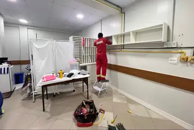 notícia: Hospital de Emergência de Macapá segue revitalizando espaços para melhorar acolhimento de pacientes