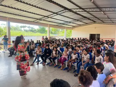 notícia: Governo do Amapá realiza 1ª Feira Literária Inclusiva Quilombola e celebra talentos de alunos com deficiência