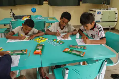 notícia: Governo do Amapá encerra chamada escolar e inicia o período de rematrículas na rede estadual 