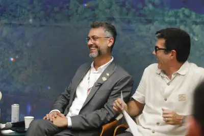 notícia: 'Queremos um desenvolvimento ético que cabe perfeitamente na história do Amapá', destaca governador Clécio Luís na abertura da COP30 em Belém