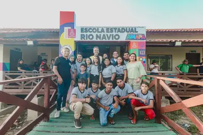 notícia: ‘Estamos fazendo uma revolução na educação’, celebra Clécio Luís ao reinaugurar a 32ª escola da gestão no Amapá