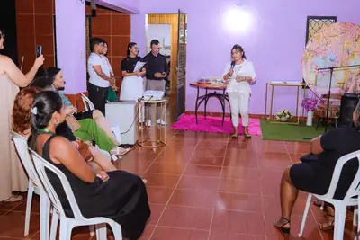 notícia: Com o apoio do Governo do Amapá, mulheres atendidas pelo Cram recebem certificação em informática, em Oiapoque  