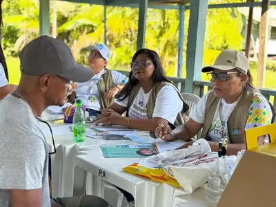 notícia: Super Fácil das Águas inicia atendimentos na comunidade do Bacaba, região ribeirinha de Macapá, com forte adesão dos moradores