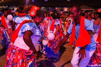 notícia: Apresentações de comunidades proporcionam noite especial no 30º Encontro dos Tambores em Macapá