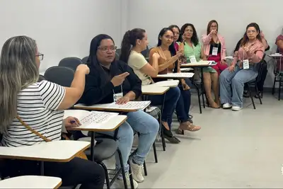 notícia: Governo do Amapá capacita 120 profissionais do SUS em Libras para fortalecer atendimento inclusivo