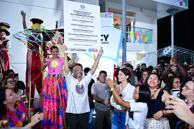 notícia: Governador Clécio Luís reforça política educacional e cultural do Amapá com reinauguração da histórica Biblioteca Pública Elcy Lacerda