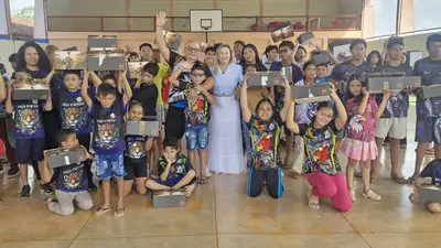 notícia: Governo do Amapá encerra Jogos Interclasses da Escola Estadual Reinaldo Damasceno com entrega de medalhas e kits esportivos