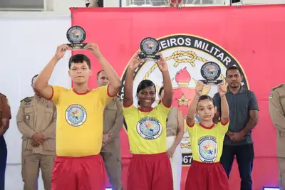 notícia: Corpo de Bombeiros destaca impacto positivo dos projetos sociais da corporação na vida de crianças e adolescentes 