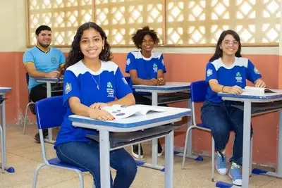 notícia: Governo do Amapá abre pré-matrícula para escolas de tempo integral em 2026