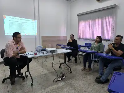 notícia: Governo do Amapá orienta gestores sobre fluxo escolar no final do ano letivo