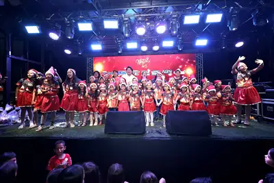 notícia: Natal Luz promovido pelo Governo do Amapá garante atrações artísticas e presentes no Residencial Mucajá, em Macapá