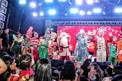 galeria:  Natal Luz do Residencial Miracema