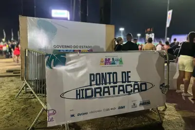 notícia: Governo do Amapá garante pontos de hidratação com água mineral gratuita no Maior Réveillon da Amazônia