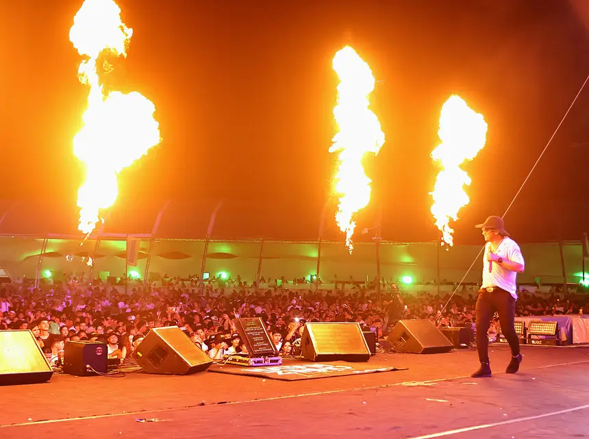  <div class='credito_fotos'>Foto: Jorge Júnior/GEA &nbsp;&nbsp;|&nbsp;&nbsp; <a href='/midias/2026/originais/20260101061423-GF00016848-F00214540.webp' download><i class='fa-solid fa-download'></i> Download</a></div>