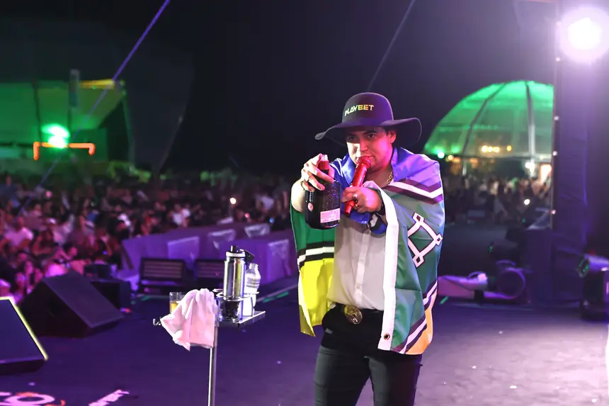  <div class='credito_fotos'>Foto: Jorge Júnior/GEA &nbsp;&nbsp;|&nbsp;&nbsp; <a href='/midias/2026/originais/20260101061500-GF00016848-F00214562.webp' download><i class='fa-solid fa-download'></i> Download</a></div>