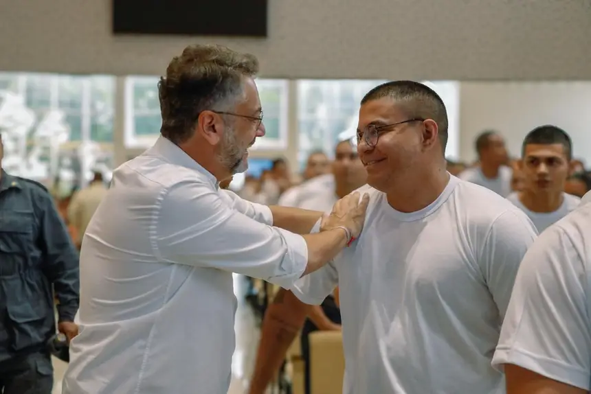  <div class='credito_fotos'>Foto: Ruan Alves / GEA &nbsp;&nbsp;|&nbsp;&nbsp; <a href='/midias/2026/originais/20260113135622-GF00016872-F00215233.webp' download><i class='fa-solid fa-download'></i> Download</a></div>