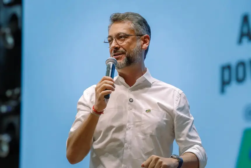  <div class='credito_fotos'>Foto: Ruan Alves / GEA &nbsp;&nbsp;|&nbsp;&nbsp; <a href='/midias/2026/originais/20260113135628-GF00016872-F00215240.webp' download><i class='fa-solid fa-download'></i> Download</a></div>