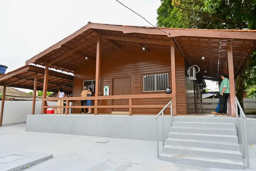 Área da entrada principal do escritório da Sema